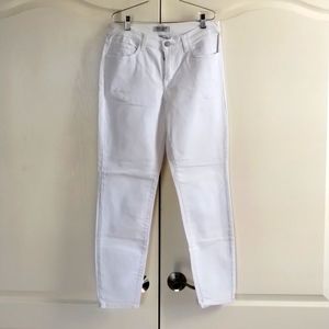 Judy Blue Women's size 9/29 Skinny White Denim Jeans